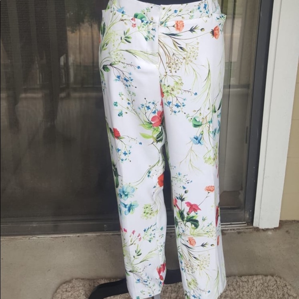 WORTHINGTON floral pants